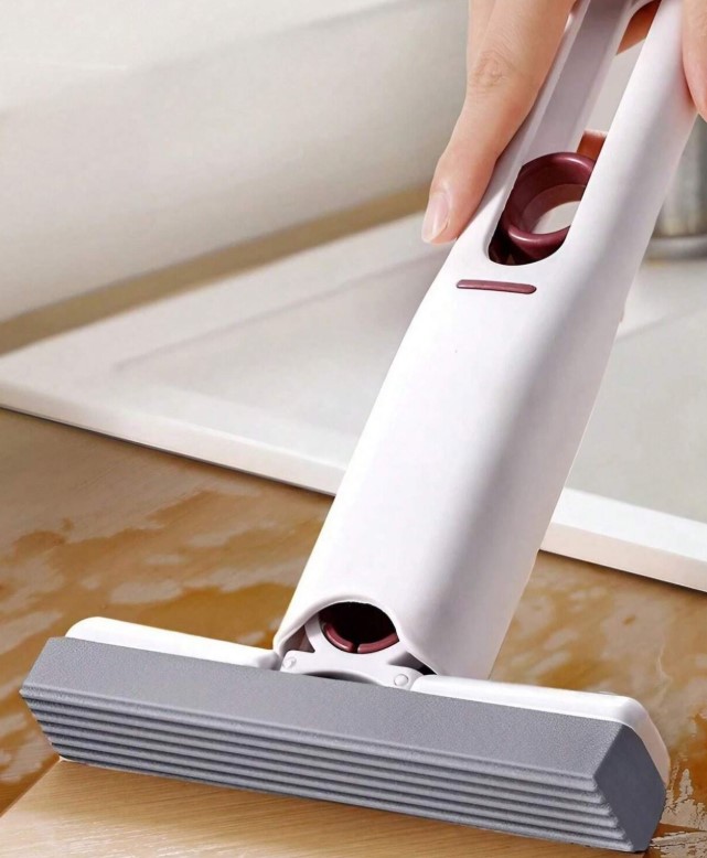 SOYEN Pel Mini Portable Alat Pembersih Lipat Self Squeezing Mop - XTB-001 - White